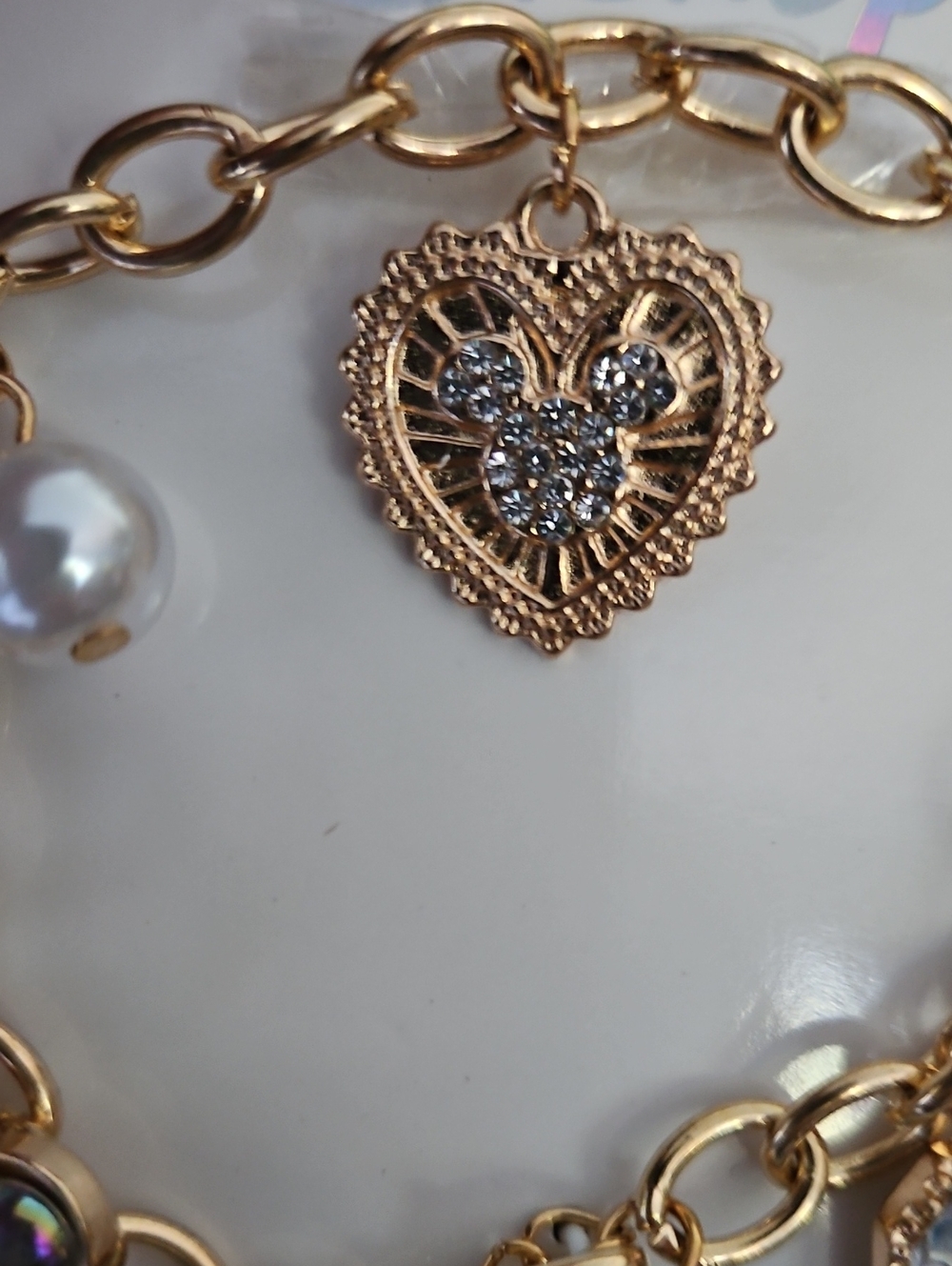 Disney Gold-Tone Charm Bracelet with Micky, Star & Pearl Charms, NIB, GIFTABLE! - Picture 3 of 7